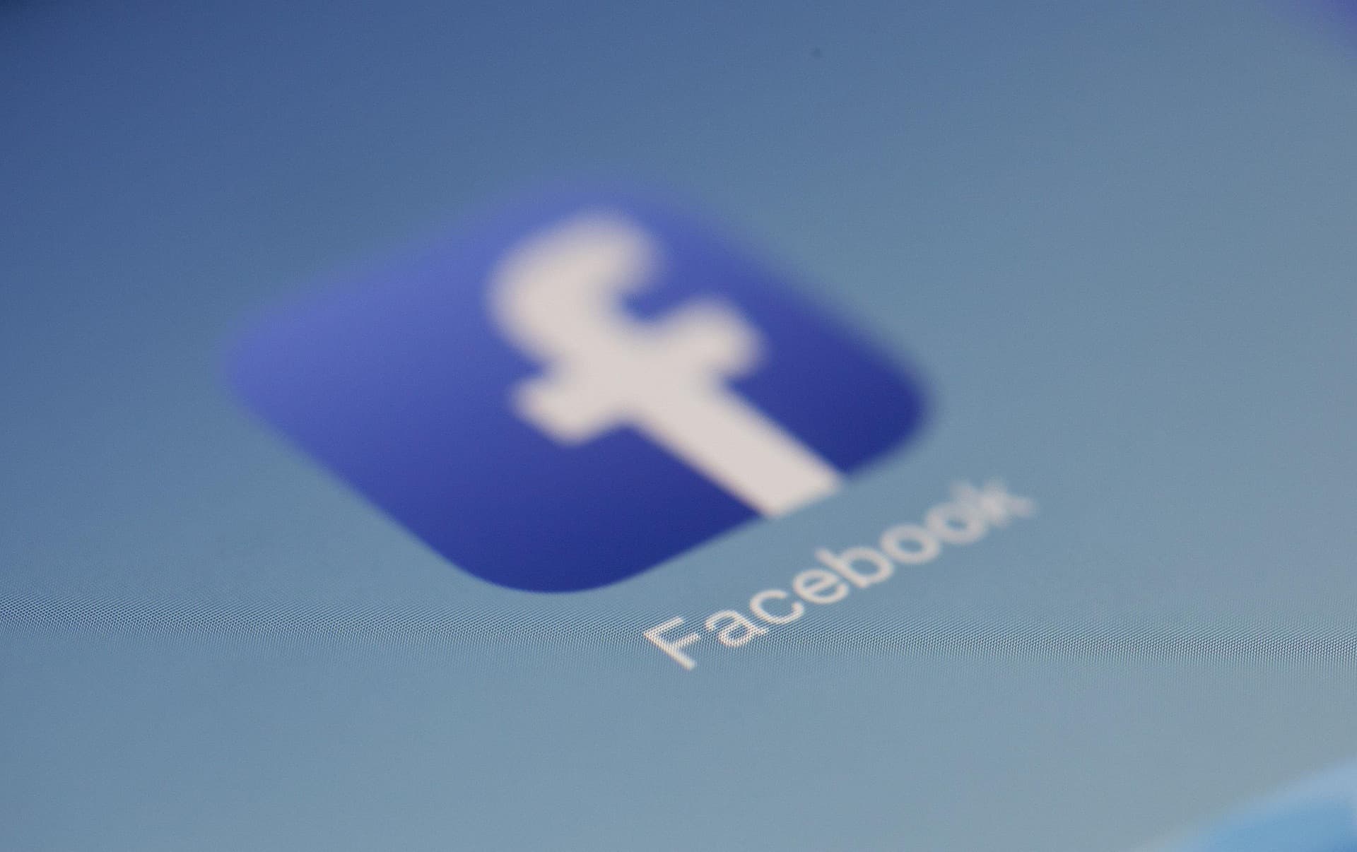 Facebook Ads campaign running for local businesses in Peshawar